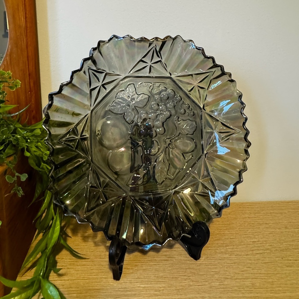 1960’s Federal Glass Pioneer Carnival Glass Plate